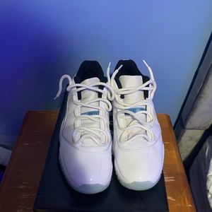 Jordan 11 Legend Blue Low